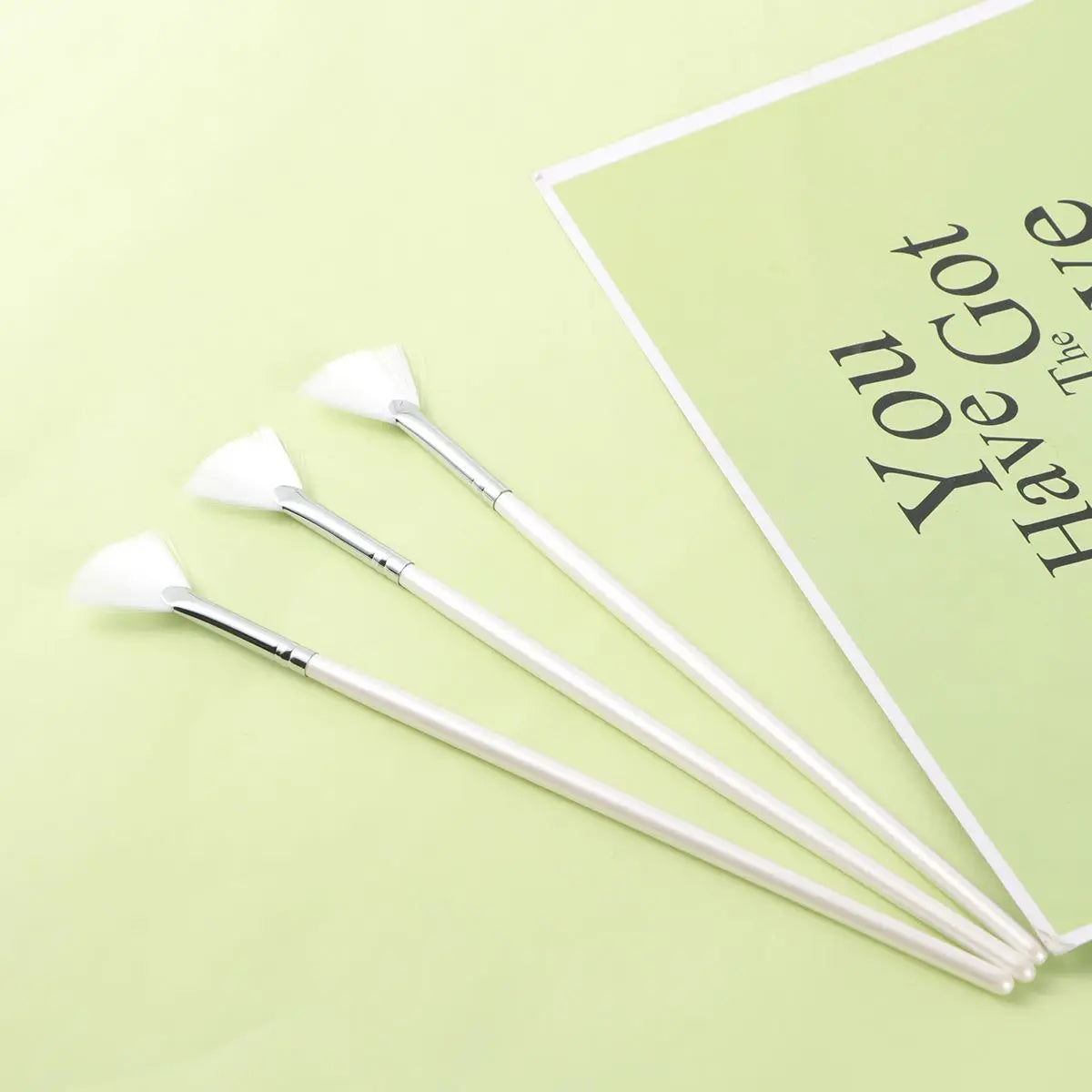 3PCS Shape for DIY Skin Care Mask Diy Brushes Fan Shape Mask Brushes Facials Skincare Smooth Coverage Beauty Tools